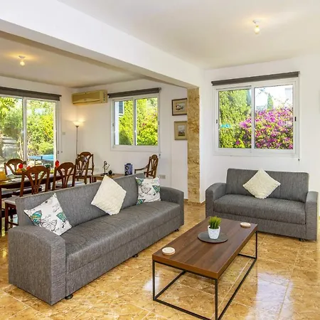Villa Corallia Breeze Near Coral Bay Beach Maa