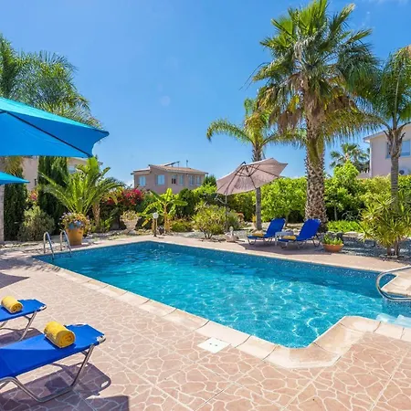 Corallia Breeze Near Coral Bay Beach Maa